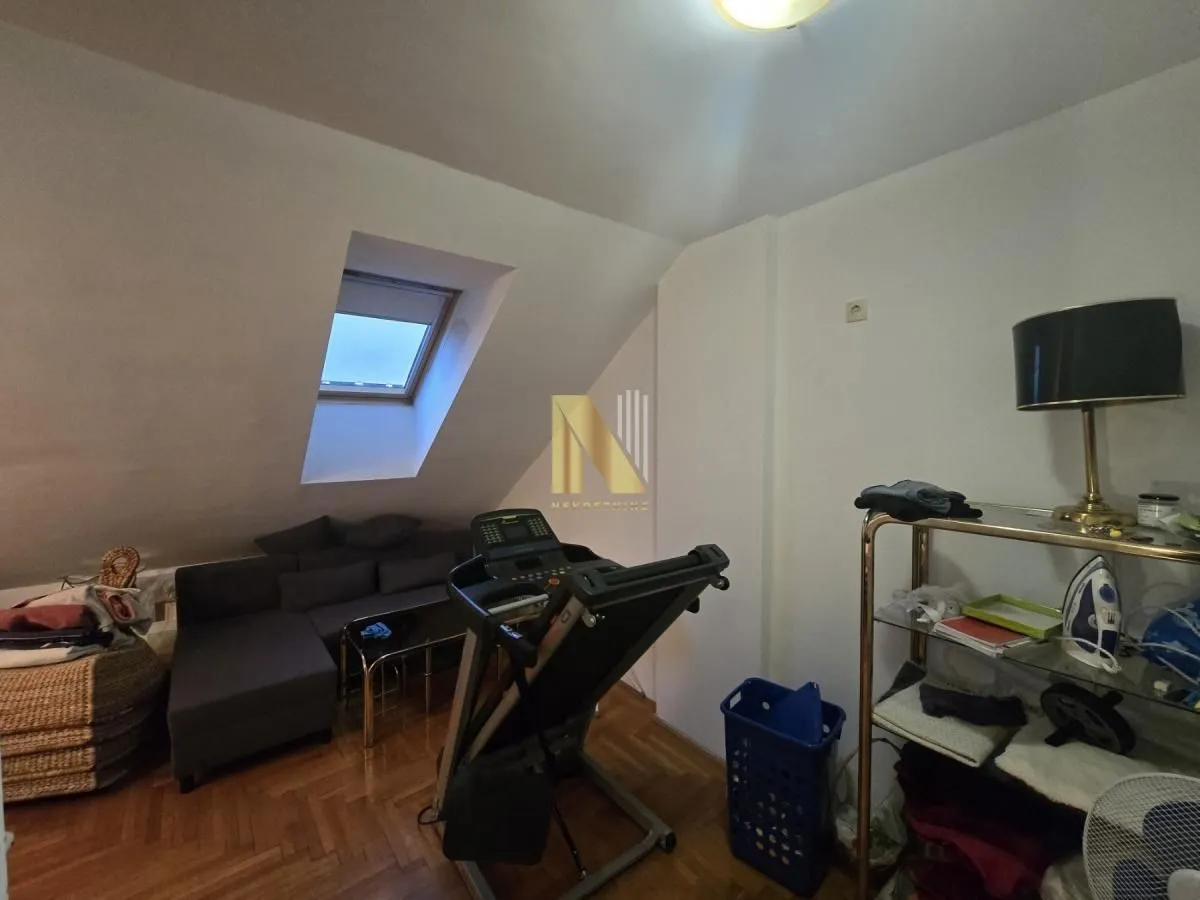Prodaja, trosoban stan, 80m², Socijalno, Novi Sad Sve Podlokacije