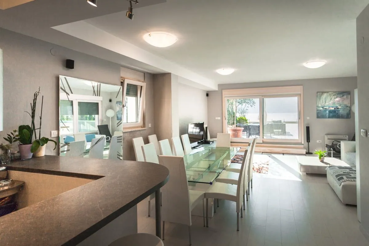 Sale, apartment, 381m², Ljuta, Kotor