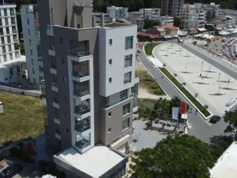 Sale, office space, 2500m², Sutomore, Bar - image 1