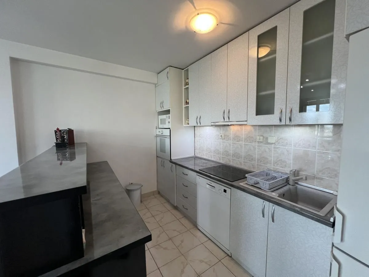 Prodaja, stan, 101m², Bulevar Oslobodjenja, Novi Sad Sve Podlokacije