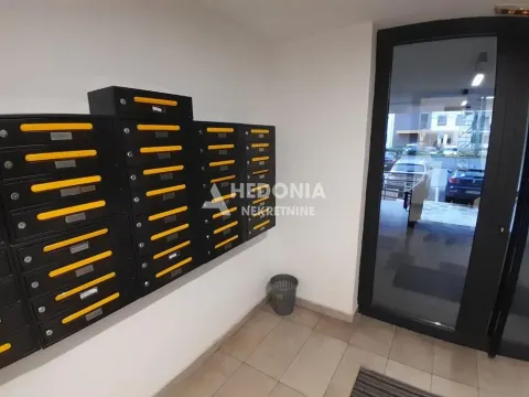 Prodaja, jednosoban stan, 37m², Zemun Sve Podlokacije, Beograd - image 8