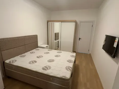 Izdavanje, dvosoban stan, 79m², Momišići, Podgorica - image 6