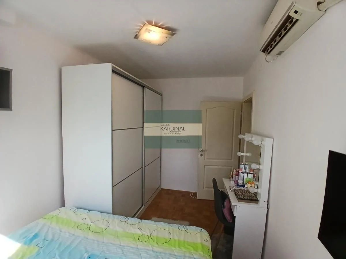 Prodaja, dvosoban stan, 53m², Centar, Jagodina