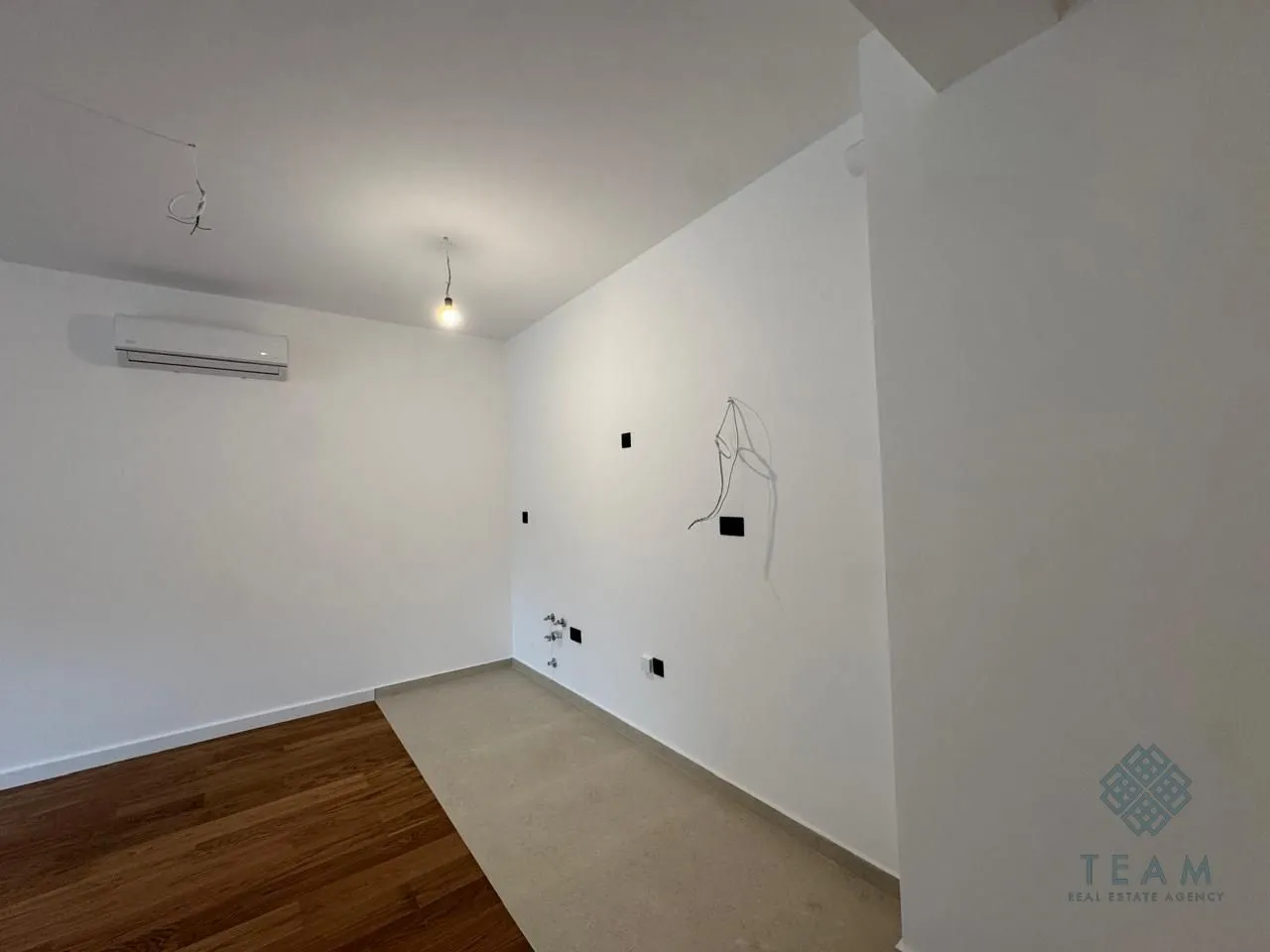 Prodaja, dvosoban stan, 63m², Tološi, Podgorica