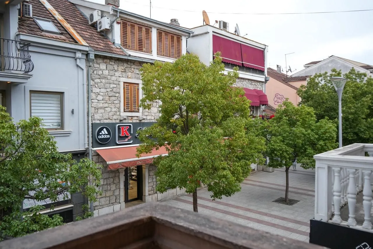 Rent, office space, 140m², Centar, Podgorica