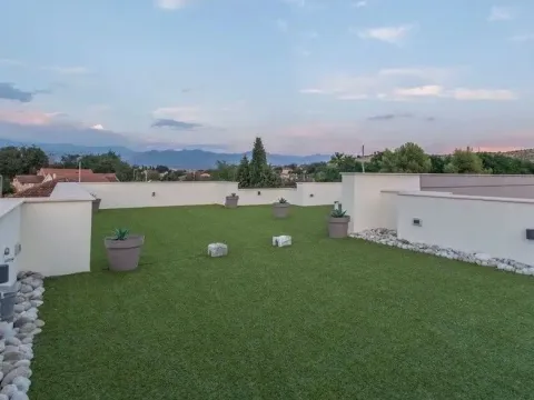 Rent, house, 182m², Donja Gorica, Podgorica - image 18