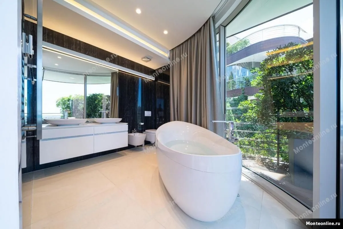 Sale, three bedroom apartment, 421m², Bečići, Budva