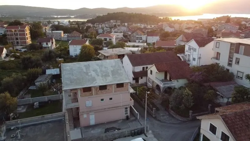 Prodaja, plac, 600m², Tivat, Crna Gora