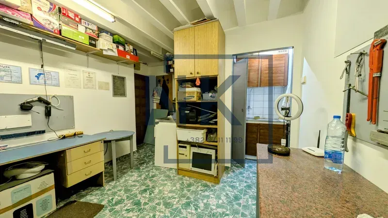 Prodaja, četvorosoban stan, 140m², Centar, Podgorica