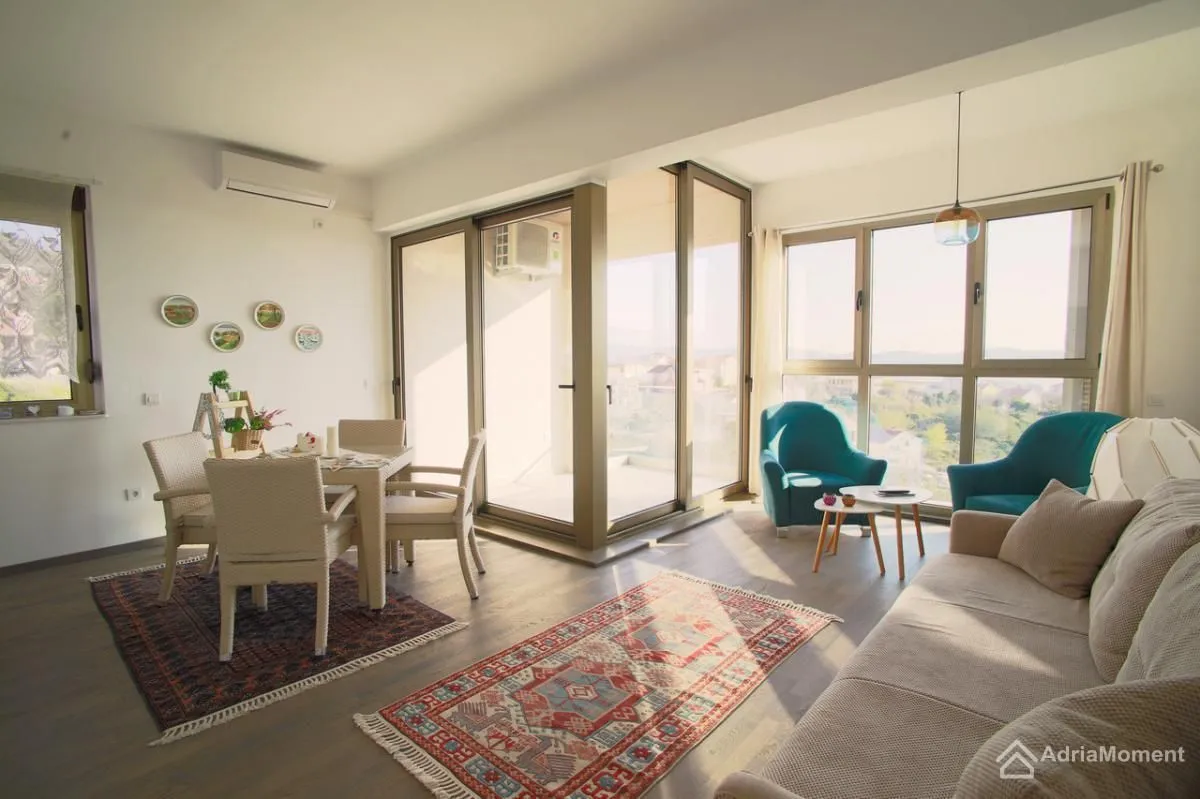 Sale, two bedroom apartment, 73m², Tivat, Crna Gora