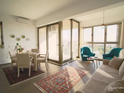 Sale, two bedroom apartment, 73m², Tivat, Crna Gora - image 1