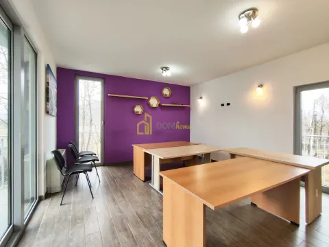 Poslovni prostor in Tološi