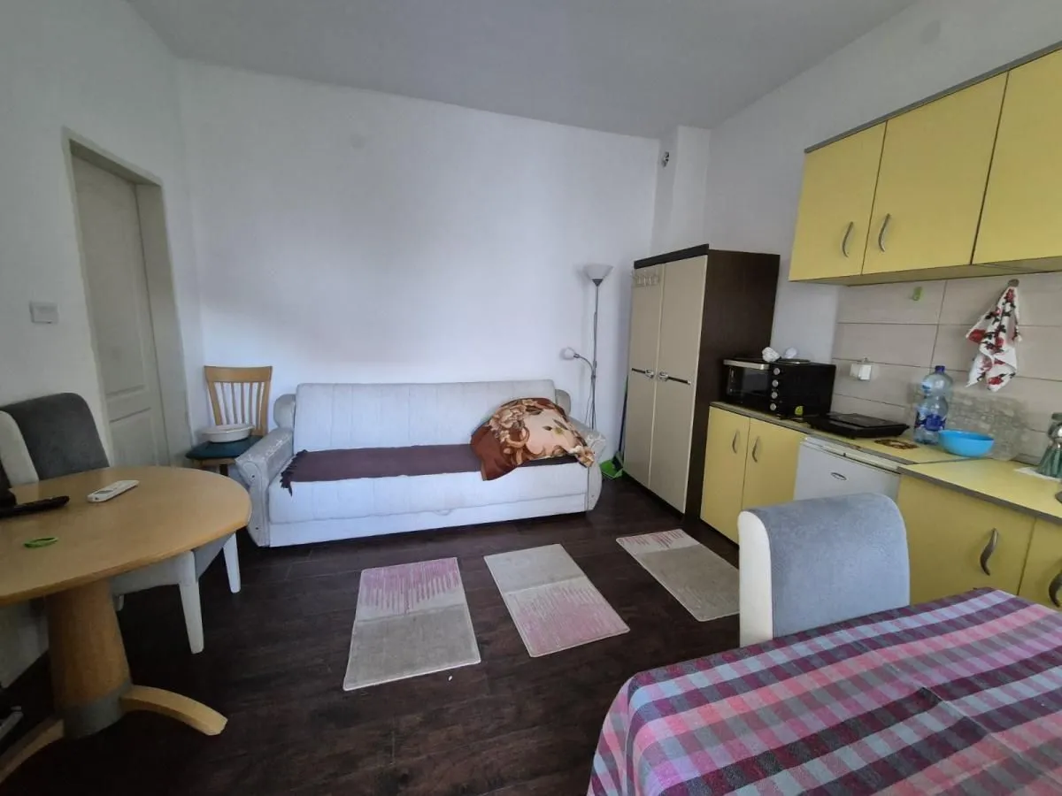 Prodaja, garsonjera, 89m², Centar, Jagodina