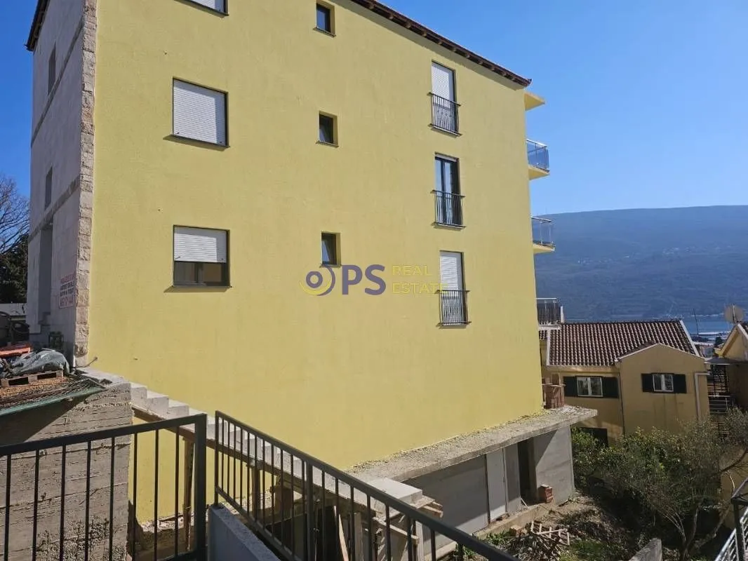 Prodaja, jednosoban stan, 47m², Đenovići, Herceg Novi