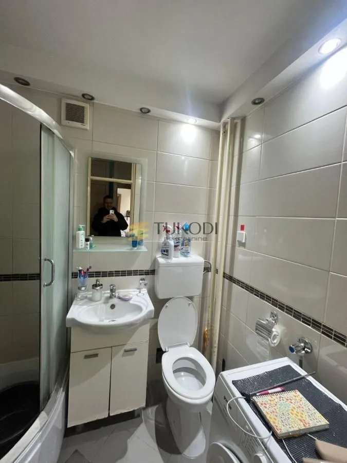 Prodaja, trosoban stan, 87m², Betanija, Novi Sad Sve Podlokacije