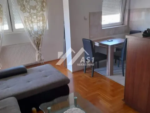 Rent, one bedroom apartment, 42m², Telep, Novi Sad Sve Podlokacije - image 2