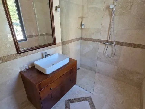 Sale, one bedroom apartment, 54m², Skočiđevojka, Budva - image 9