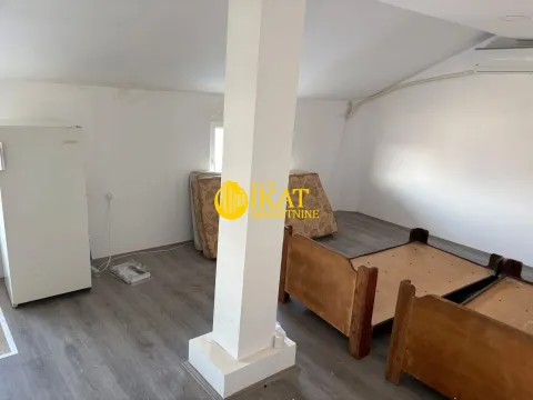 Izdavanje, poslovni prostor, 450m², Krnjaca, Palilula Sve Podlokacije - image 10