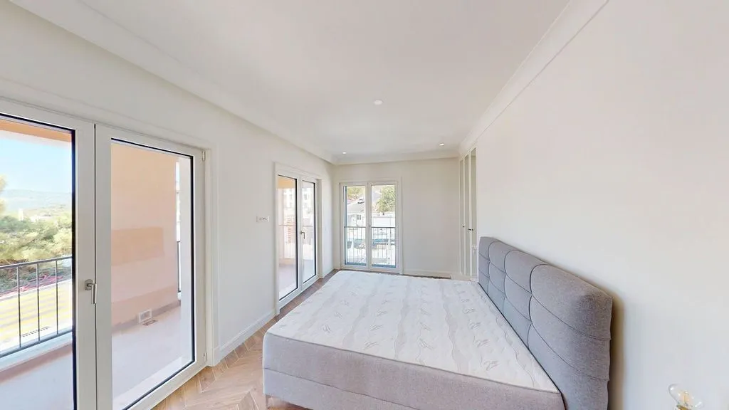 Prodaja, trosoban stan, 97m², Tivat, Crna Gora