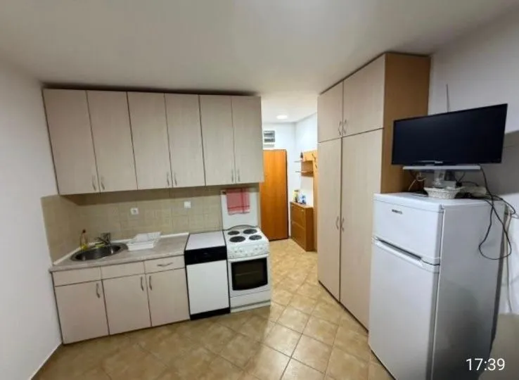 Izdavanje, garsonjera, 26m², Igalo, Herceg Novi