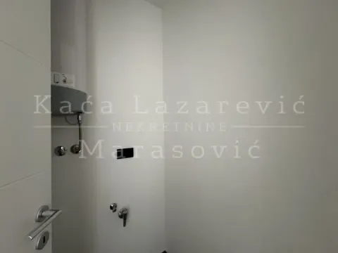 Prodaja, četvorosoban stan, 121m², Vračar Hram, Vračar Sve Podlokacije - image 12