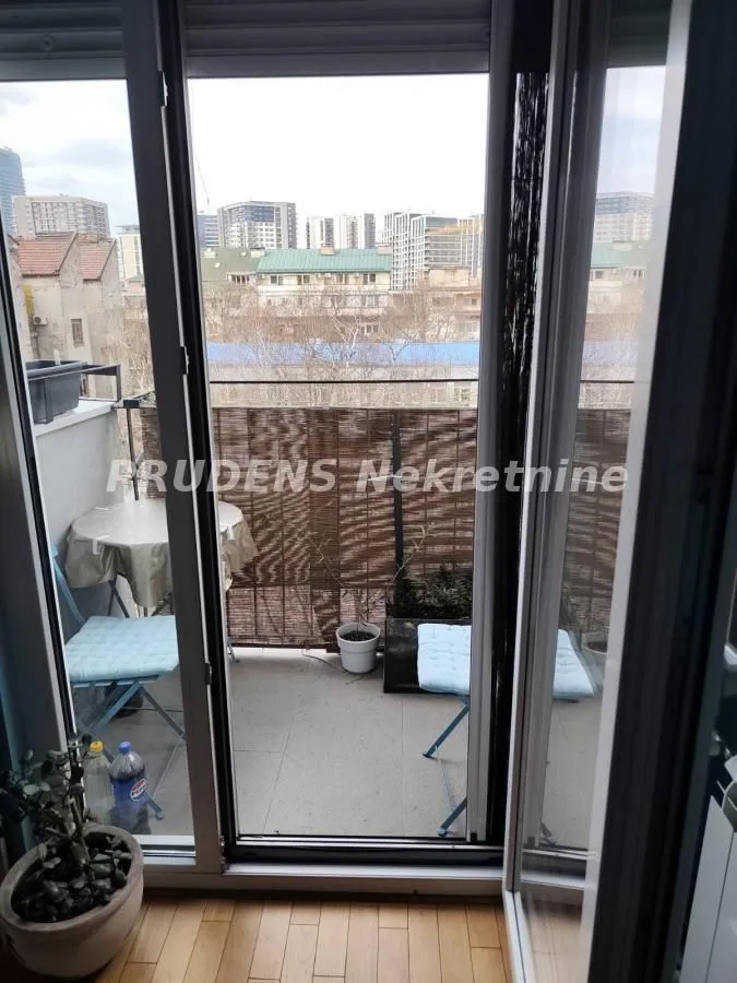 Prodaja, dvosoban stan, 62m², Savski Venac, Beograd