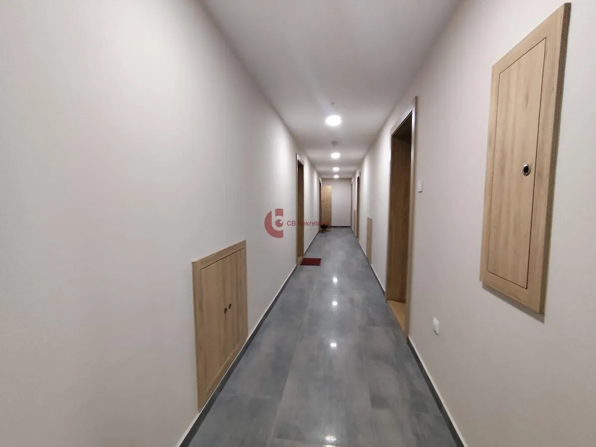 Prodaja, trosoban stan, 66m², Centar, Subotica