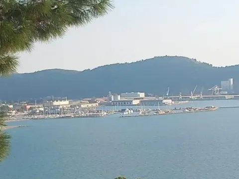 Stan-na-dan, dvosoban stan, 120m², Zeleni Pojas, Bar - image 2