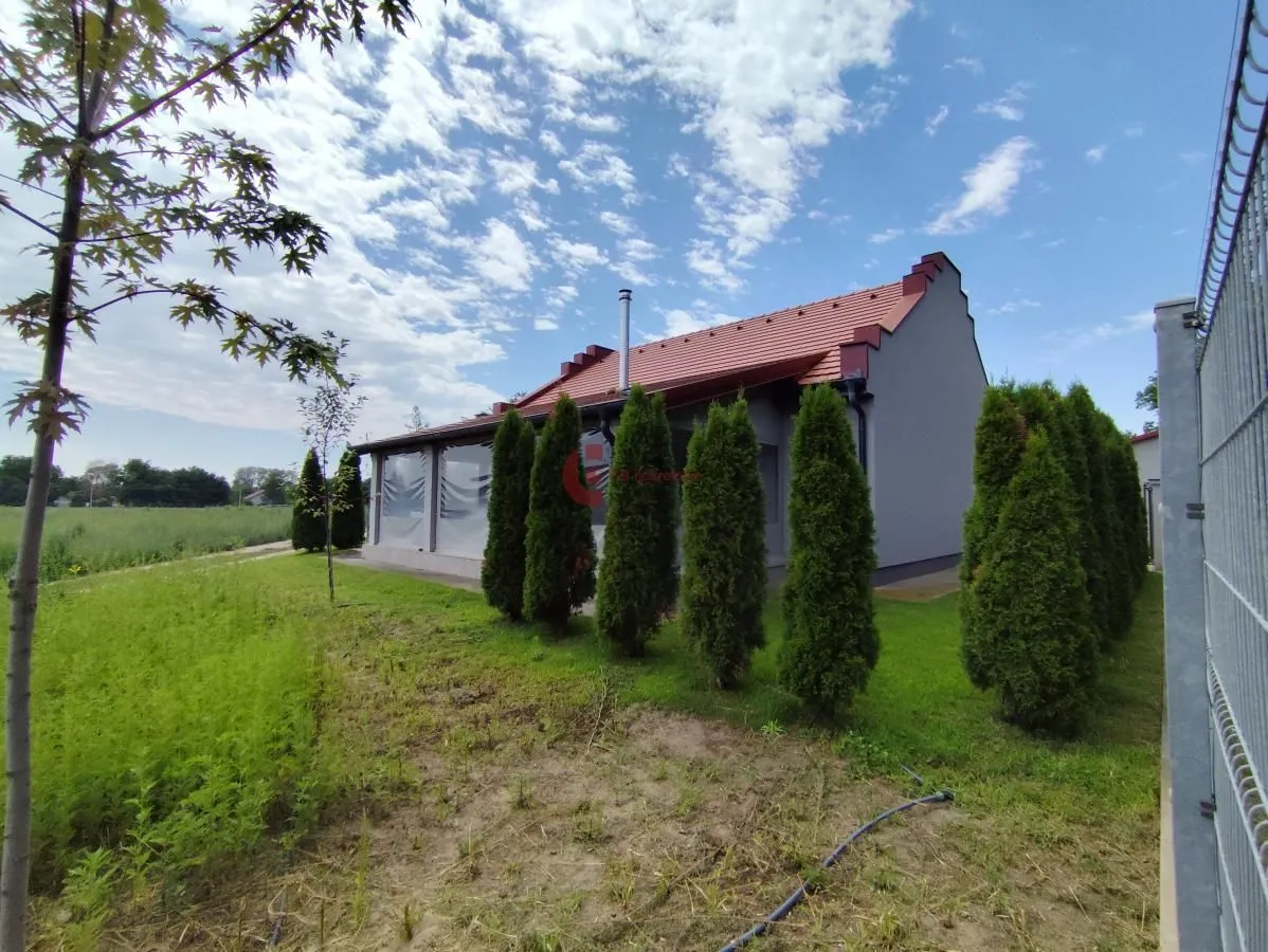 Prodaja, kuća, 450m², Makova Sedmica, Subotica