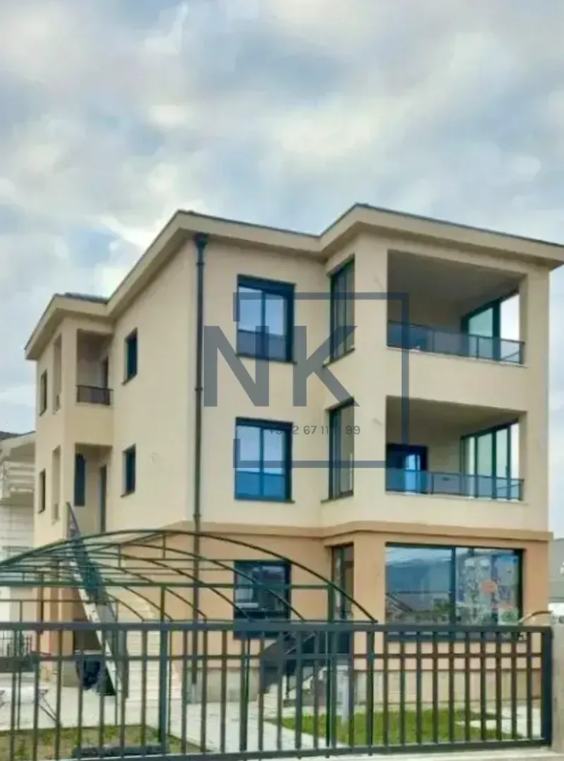 Rent, house, 170m², Gornja Gorica, Podgorica