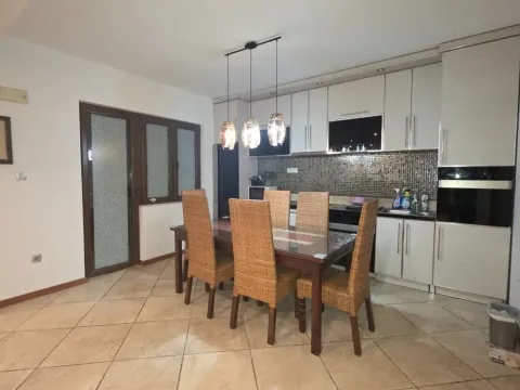 Rent, three bedroom apartment, 90m², Masline, Podgorica - image 4