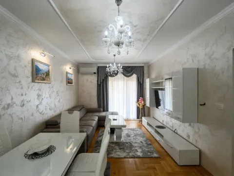 Rent, two bedroom apartment, 65m², Stari Aerodrom, Podgorica - image 8