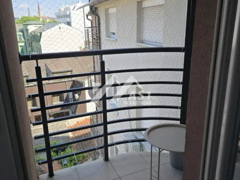 Izdavanje, stan, 30m², Centar, Novi Sad - image 10