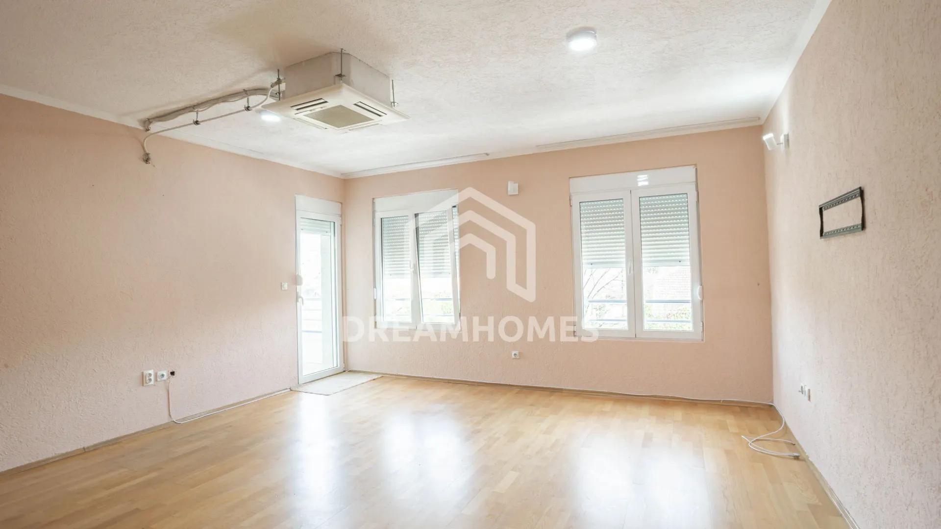 Rent, two bedroom apartment, 69m², Ljubović, Podgorica
