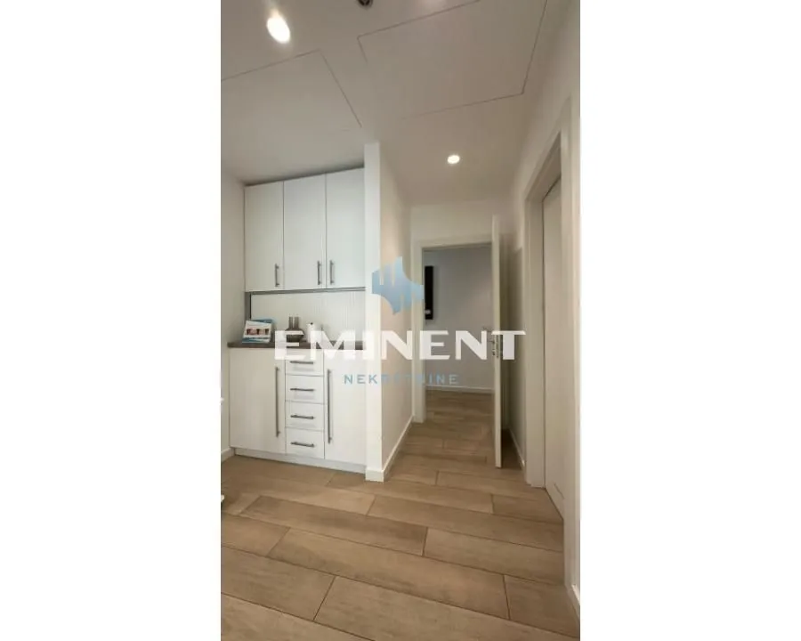 Prodaja, četvorosoban stan, 123m², Novi Beograd Blok 65, Novi Beograd Sve Podlokacije