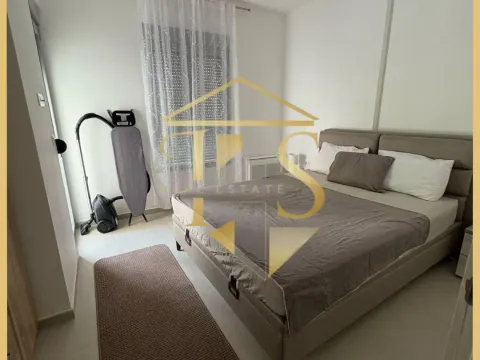 Izdavanje, jednosoban stan, 42m², Centar, Tivat - image 8