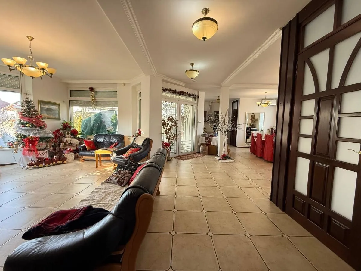 Sale, house, 473m², Veternička rampa, Novi Sad Sve Podlokacije