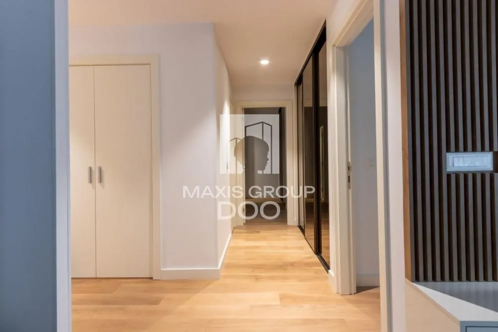 Sale, four bedroom apartment, 123m², Savski Venac, Beograd