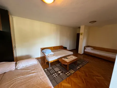 Sale, one bedroom apartment, 51m², Petrovac, Budva - image 2