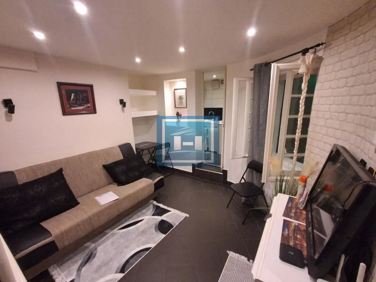 Prodaja, dvosoban stan, 33m², Stari Grad, Beograd