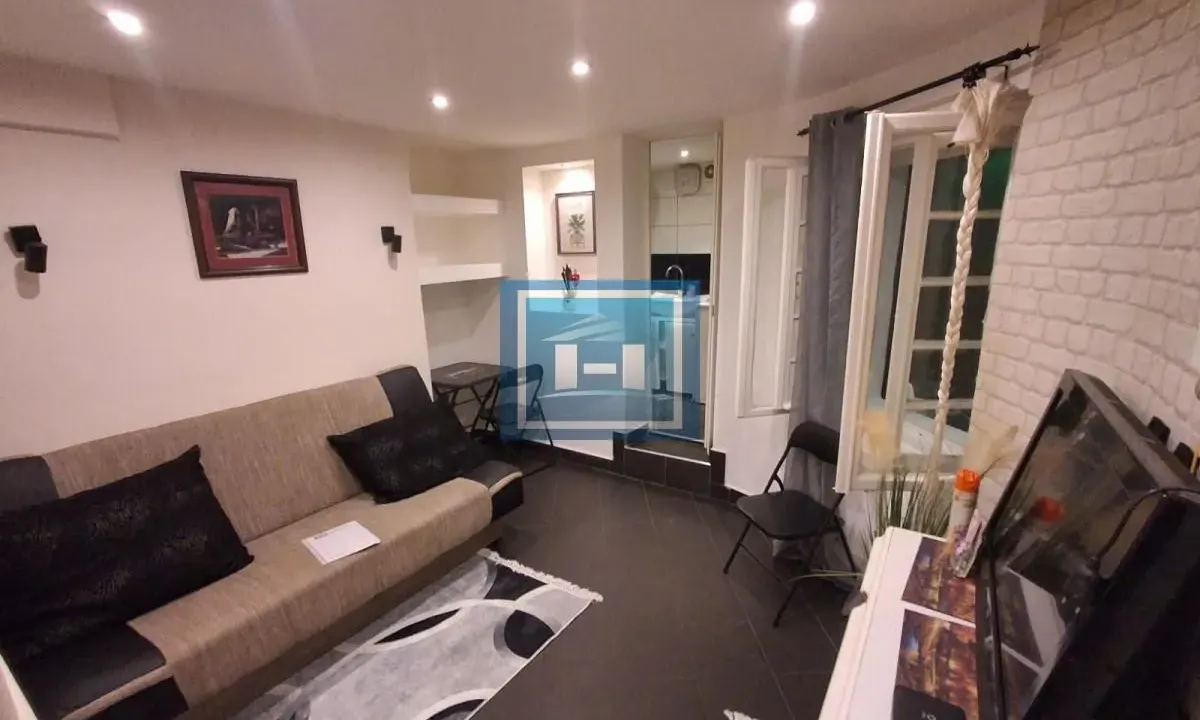 Sale, two bedroom apartment, 33m², Stari Grad, Beograd