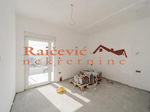 Sale, three bedroom apartment, 95m², Grocka, Beograd - image 7