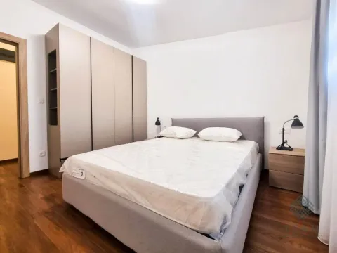 Izdavanje, trosoban stan, 90m², Master Kvart, Podgorica - image 9