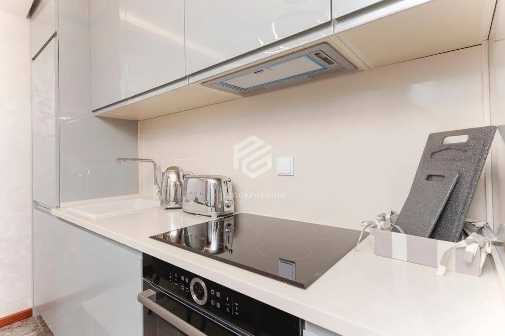 Prodaja, jednosoban stan, 37m², Kotor, Crna Gora