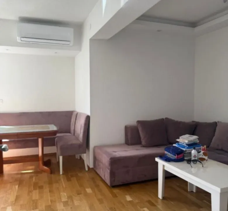 Sale, two bedroom apartment, 70m², Centar, Bar