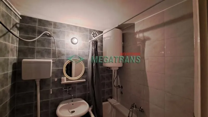Izdavanje, dvosoban stan, 53m², Železnička Stanica, Novi Sad Sve Podlokacije