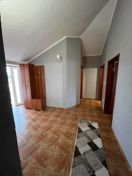 Izdavanje, dvosoban stan, 100m², Donja Gorica, Podgorica - image 5