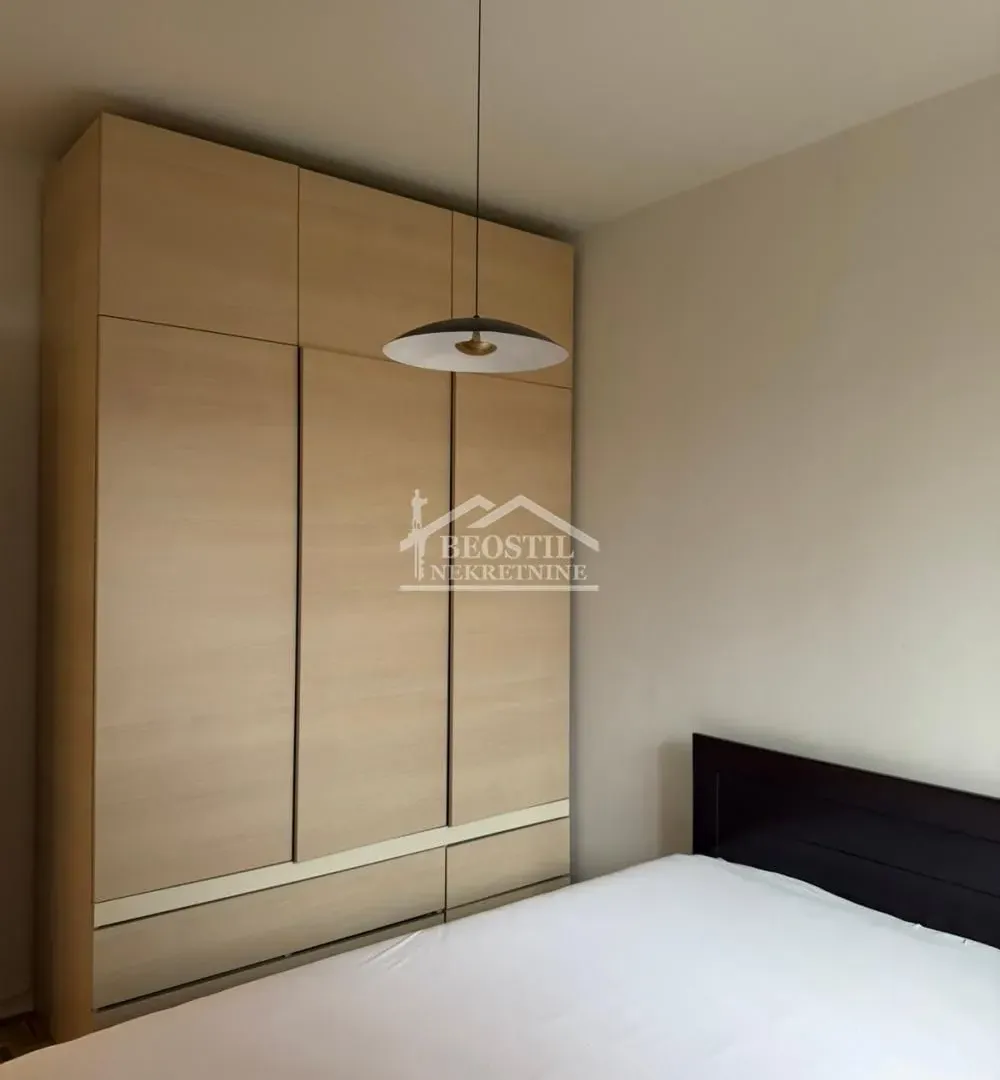 Izdavanje, dvosoban stan, 55m², Voždovac Sve Podlokacije, Beograd