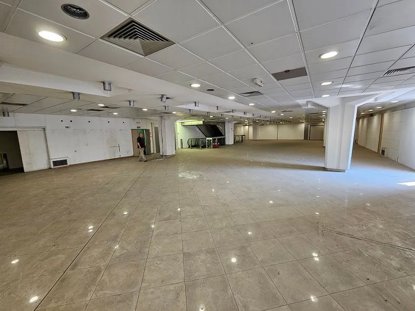 Rent, office space, 750m², Terazije, Užice