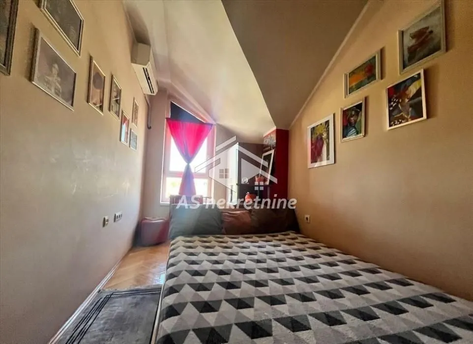 Izdavanje, dvosoban stan, 44m², Novi Beograd Blok 63, Novi Beograd Sve Podlokacije
